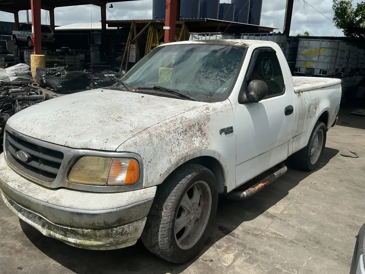 Photo of 1999 Ford F-150