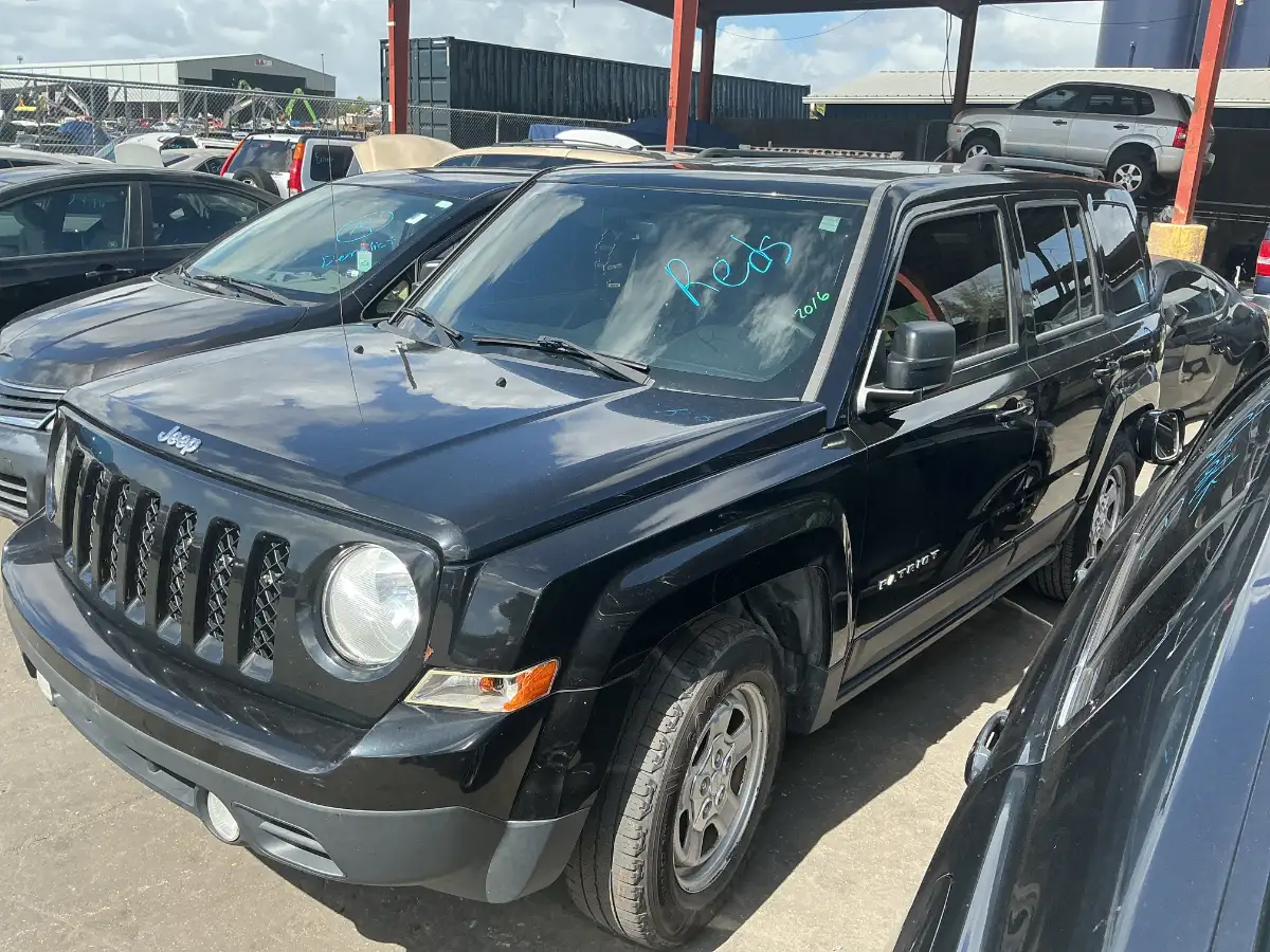 Photo of 2016 Jeep Patriot