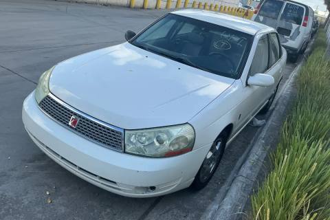 Photo of 2003 Saturn L Series