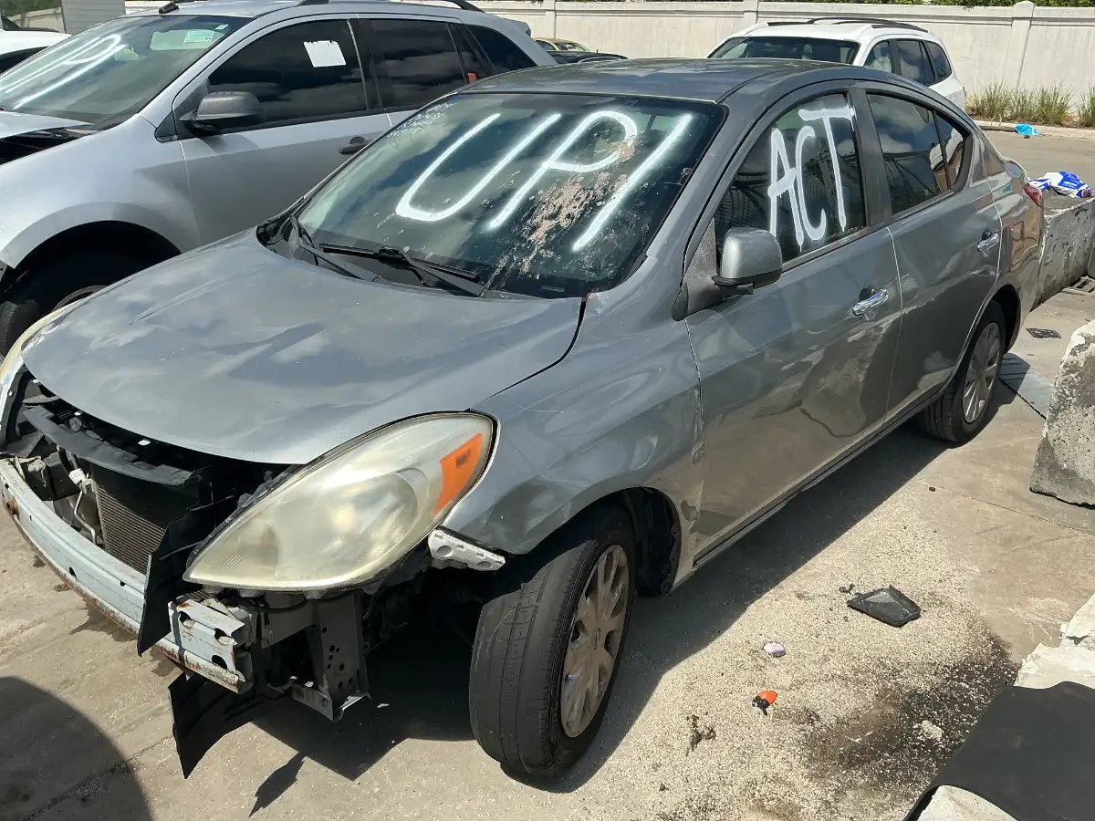 Photo of 2012 Nissan Versa