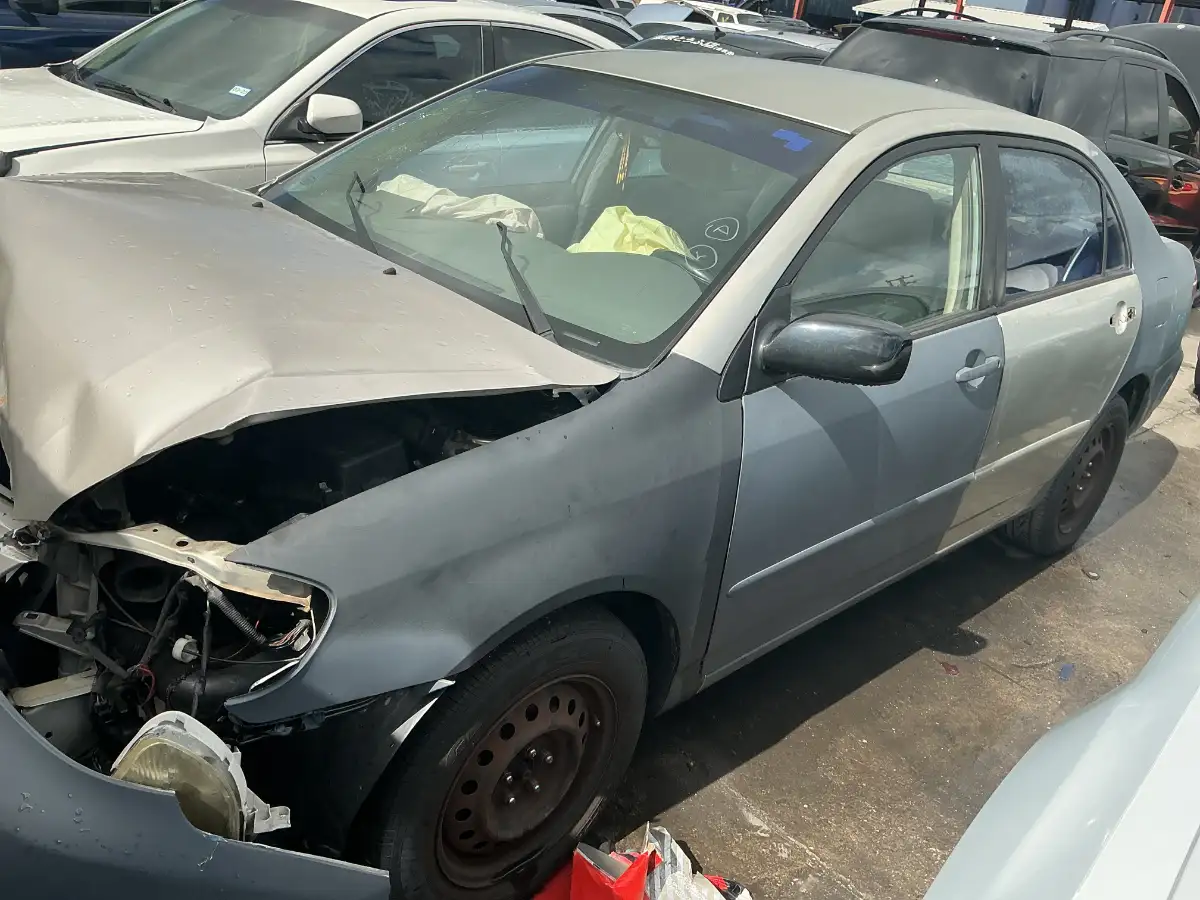 Photo of 2004 Toyota Corolla