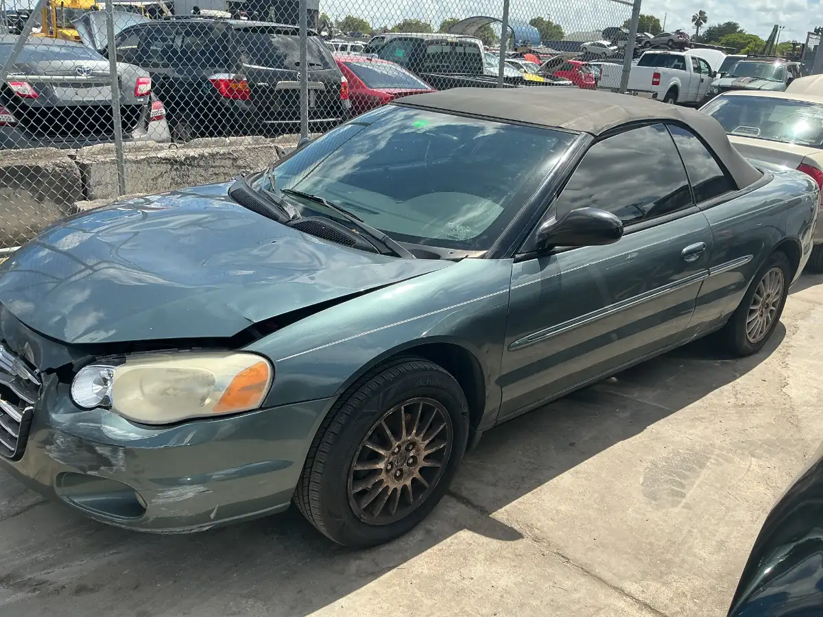 Photo of 2006 Chrysler Sebring