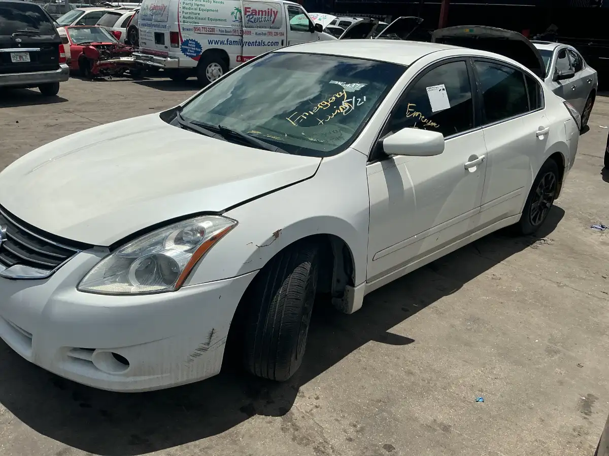 Photo of 2012 Nissan Altima