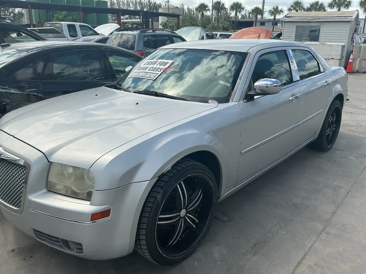 Photo of 2010 Chrysler 300
