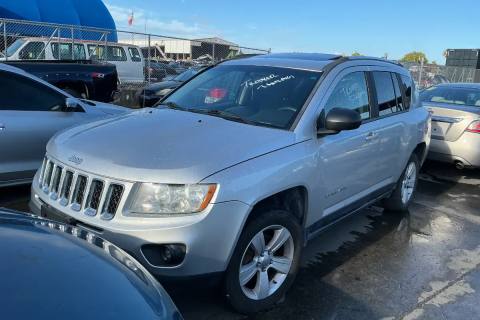 Photo of 2012 Jeep Compass