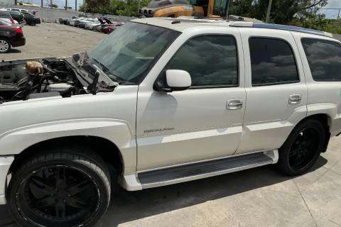 Photo of 2003 Cadillac Escalade