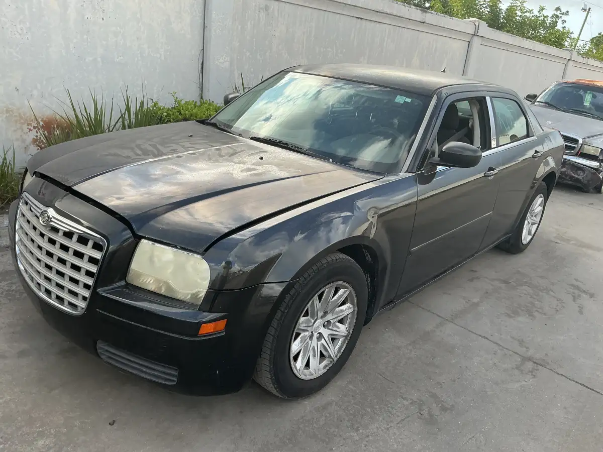 Photo of 2008 Chrysler 300