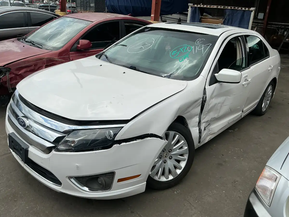 Photo of 2010 Ford Fusion Hybrid