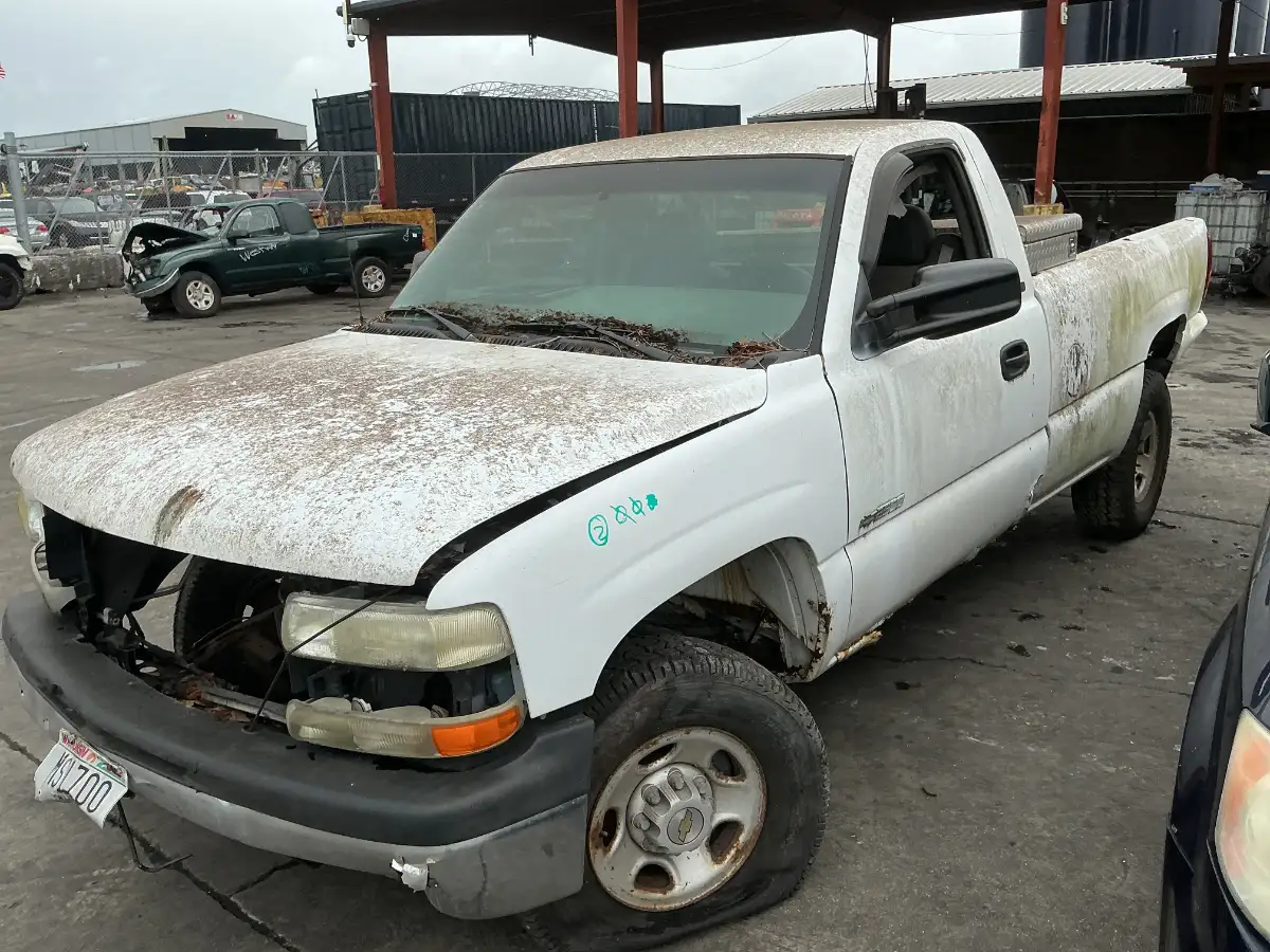 Photo of 2000 Chevrolet Silverado