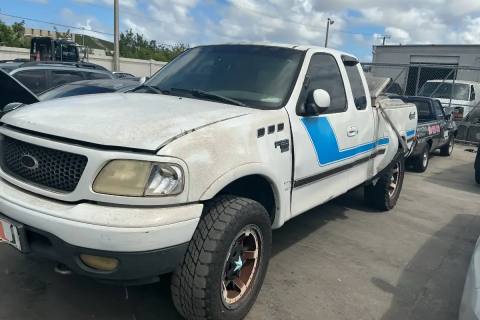Photo of 2000 Ford F-150