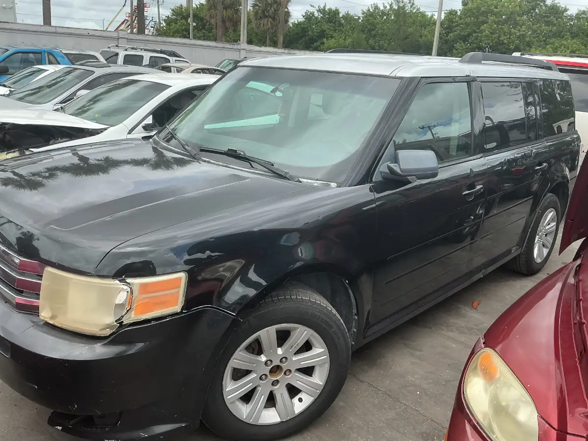 Photo of 2010 Ford Flex
