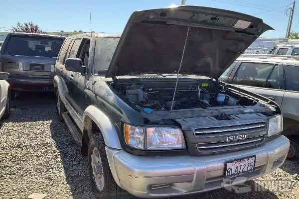 Photo of 2000 Isuzu Trooper