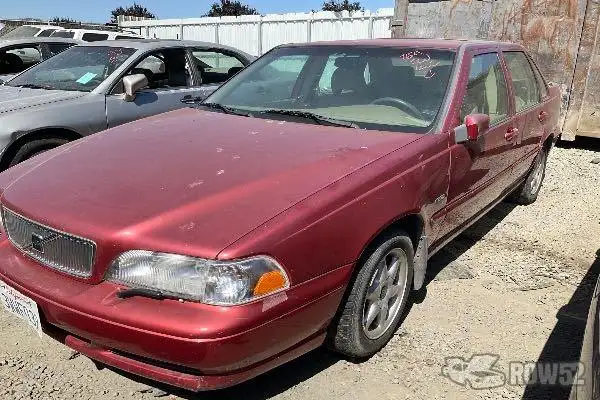 Photo of 1998 Volvo S70
