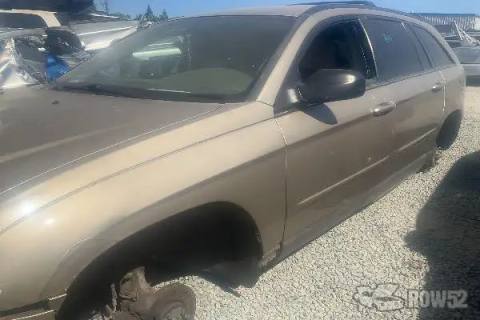 Photo of 2004 Chrysler Pacifica