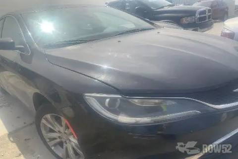 Photo of 2015 Chrysler 200