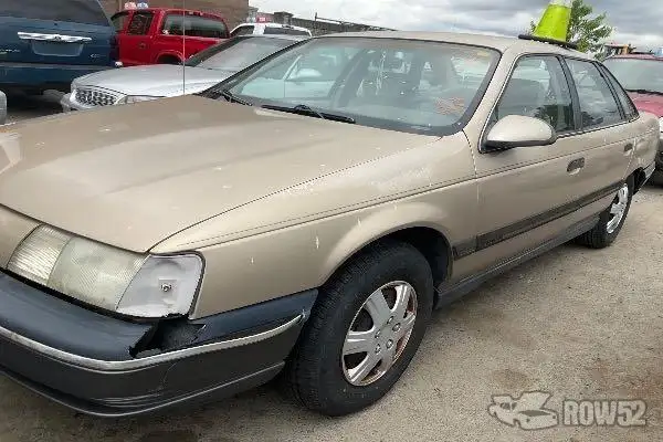 Photo of 2000 Toyota Camry