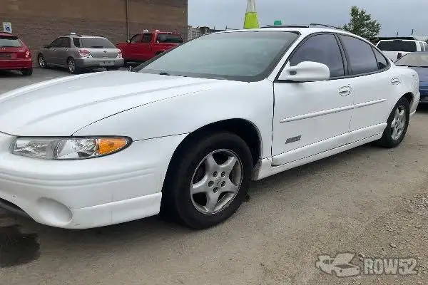 Photo of 1998 Pontiac Grand Prix