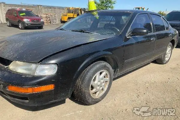 Photo of 1999 Nissan Maxima