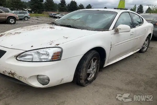 Photo of 2004 Pontiac Grand Prix