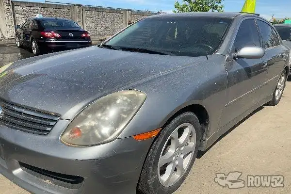 Photo of 2004 Infiniti G35