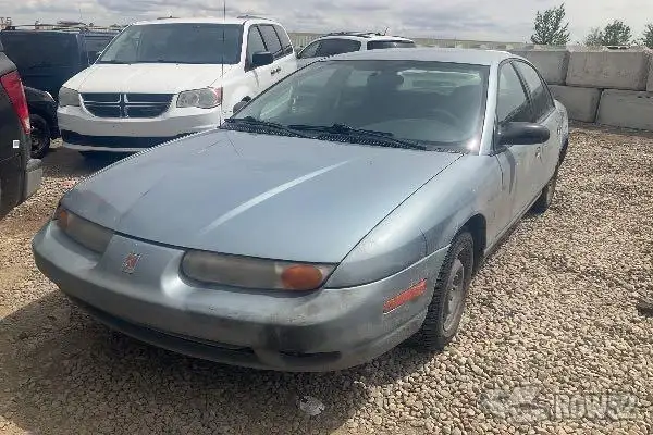 Photo of 2002 Saturn SL