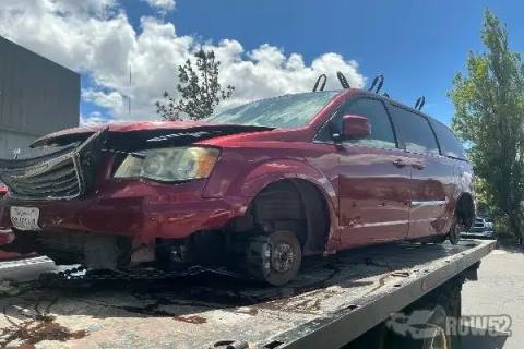 Photo of 2015 Chrysler Town & Country