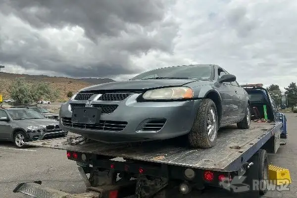 Photo of 2006 Dodge Stratus