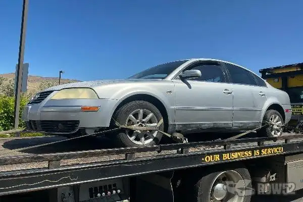 Photo of 2004 Volkswagen Passat