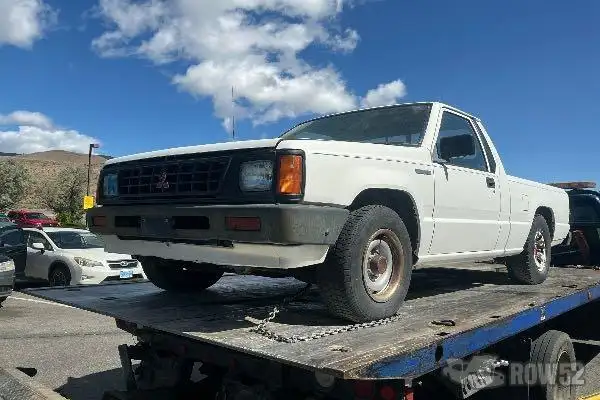 Photo of 1992 Mitsubishi Mighty Max