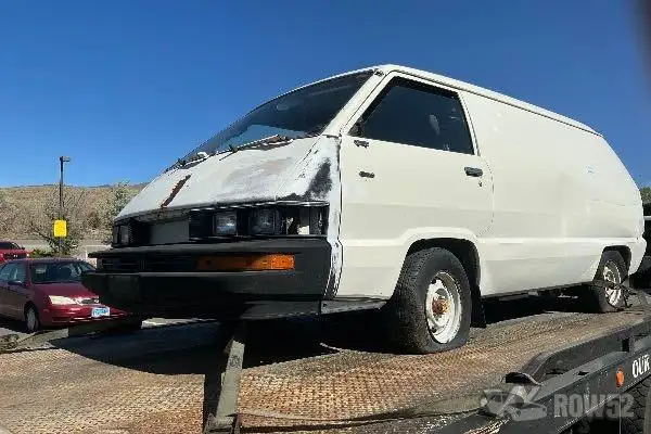 Photo of 1987 Toyota Van