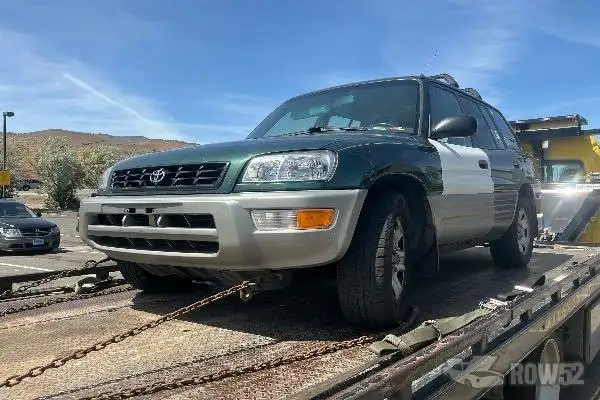 Photo of 2000 Toyota Rav4