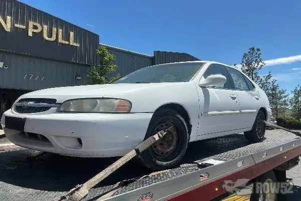 Photo of 2000 Nissan Altima