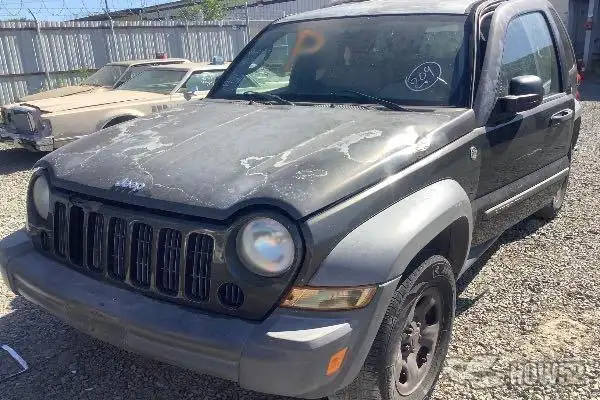 Photo of 2006 Jeep Liberty