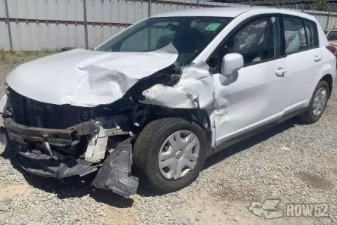 Photo of 2011 Nissan Versa