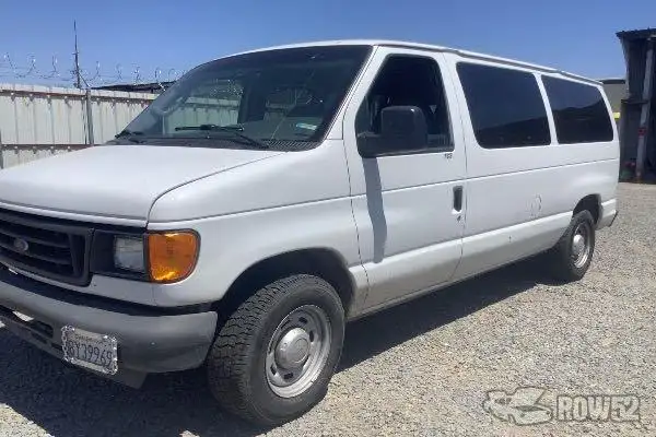Photo of 2005 Ford Econoline