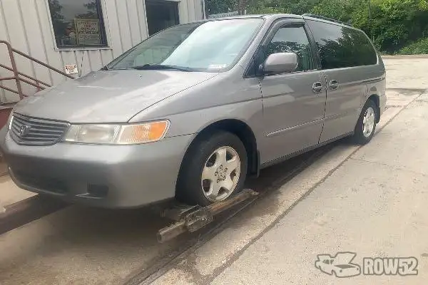Photo of 2000 Honda Odyssey