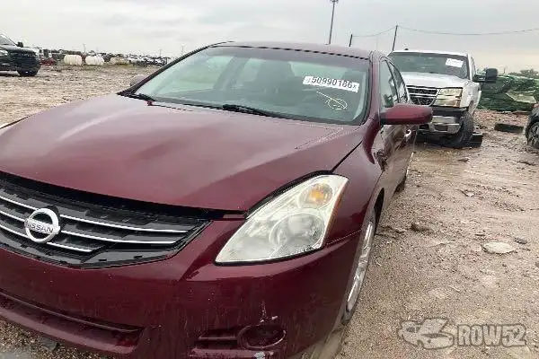 Photo of 2010 Nissan Altima