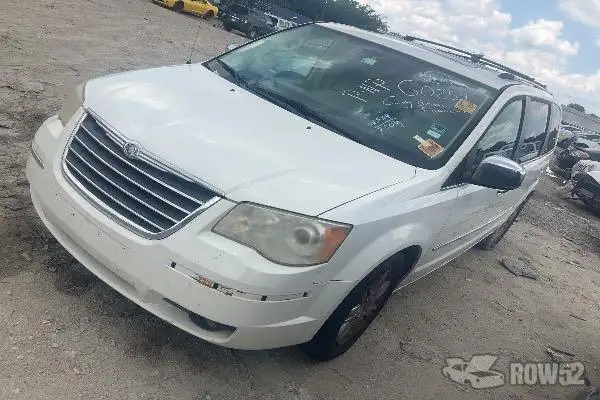 Photo of 2008 Chrysler Town & Country