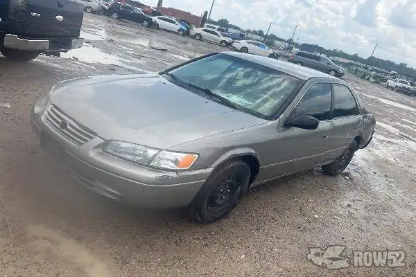 Photo of 1999 Toyota Camry