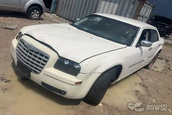 Photo of 2010 Chrysler 300