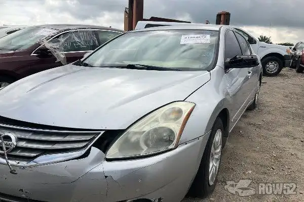 Photo of 2011 Nissan Altima