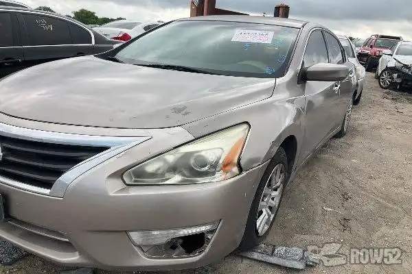 Photo of 2013 Nissan Altima