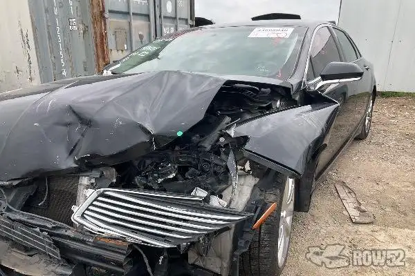 Photo of 2015 Lincoln MKZ