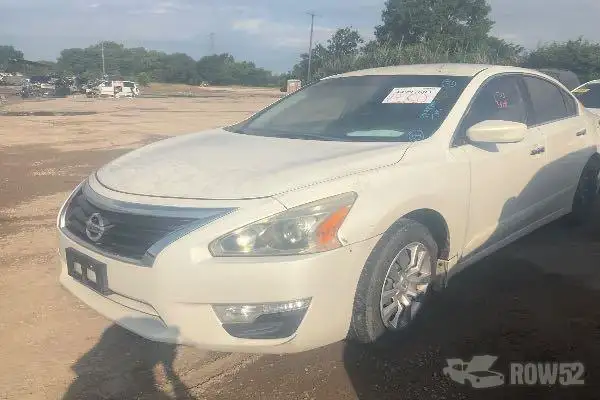 Photo of 2014 Nissan Altima