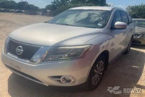 Photo of 2014 Nissan Pathfinder