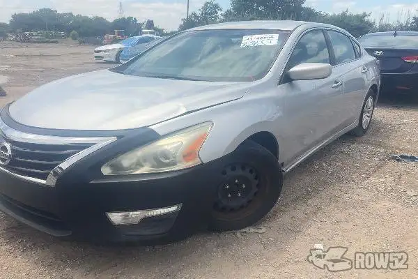 Photo of 2014 Nissan Altima