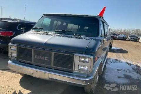 Photo of 1990 GMC Rally