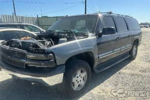 Photo of 2004 Chevrolet Suburban