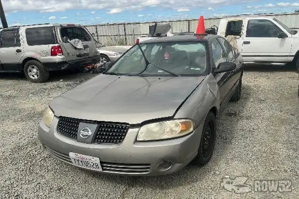 Photo of 2005 Nissan Sentra