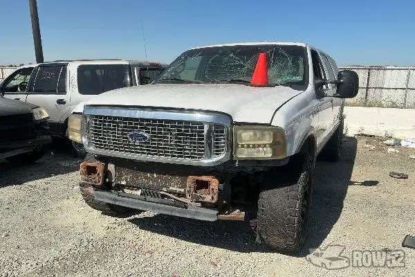 Photo of 2000 Ford Excursion